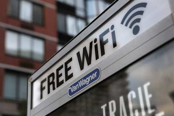 Survei Membuktikan, Orang Lebih Suka Wi-Fi Ketimbang Sarapan Gratis