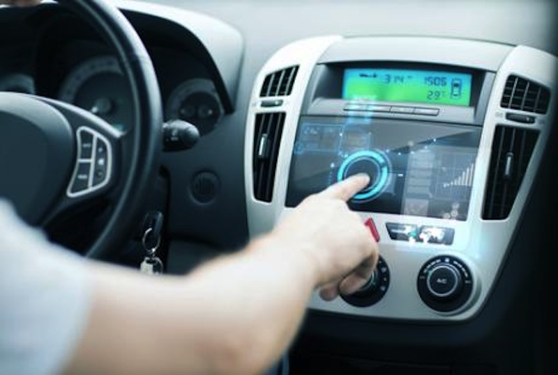 ‘Duit Besar’ Ketika IoT Kawin Dengan Industri otomotif