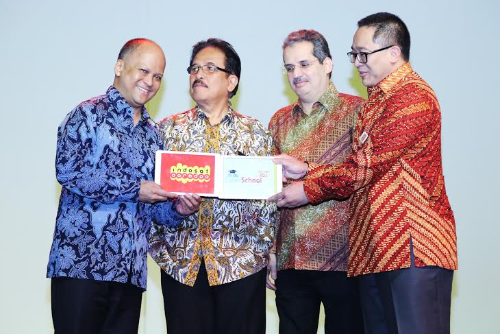 Indosat Ooredoo Kembangkan Pendidikan Berbasis Digital