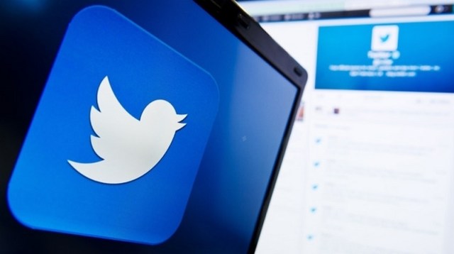 Twitter ‘Jual’ Posisi Teratas Feed untuk Iklan