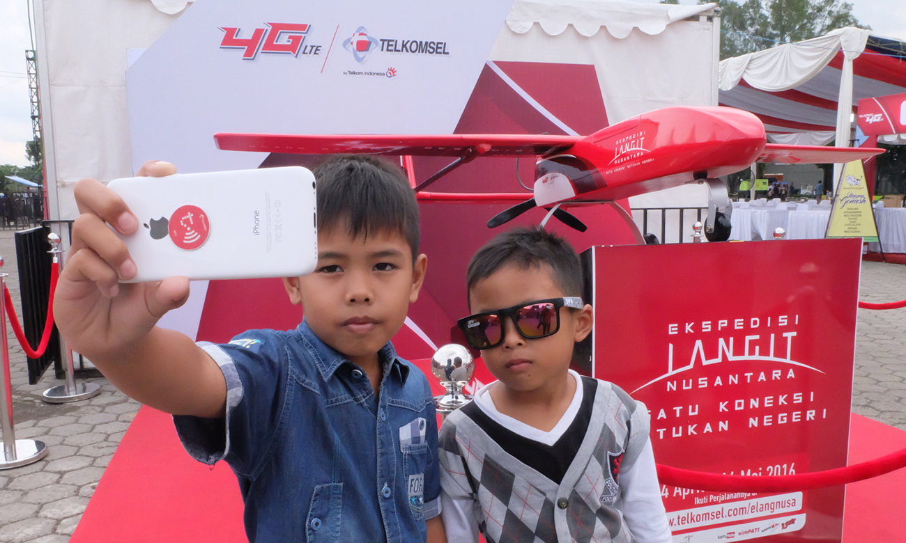Elang Barat Telkomsel Menyapa Kota Tasikmalaya