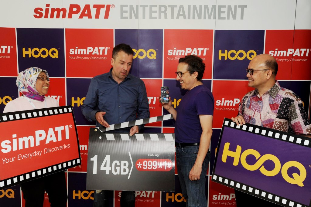 Telkomsel Gandeng Hooq Untuk Hadirkan Ribuan Film di Smartphone