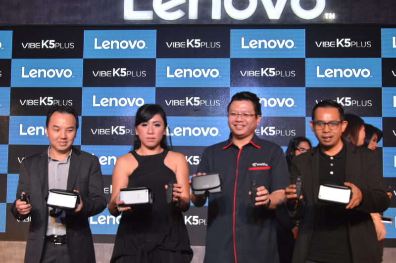 Lenovo Kembali Gandeng Smartfren Untuk Smartphone Baru