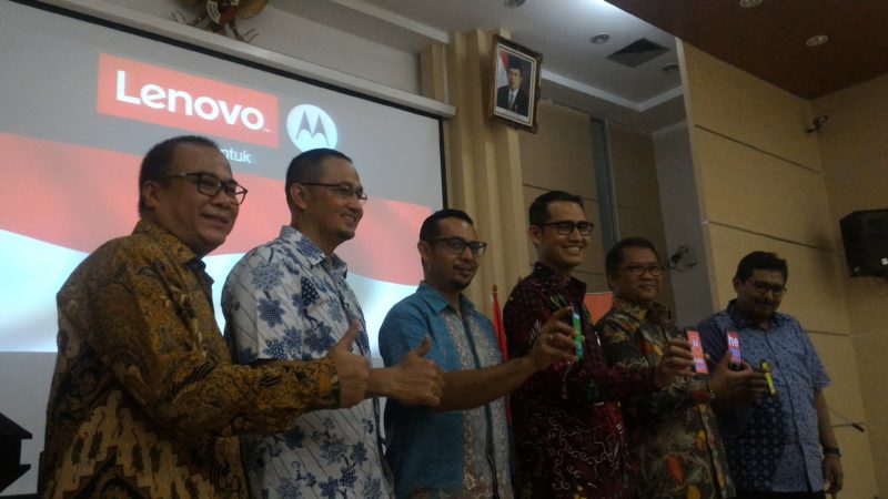 Ini Dia Motorola Pertama Yang Produksi di Indonesia