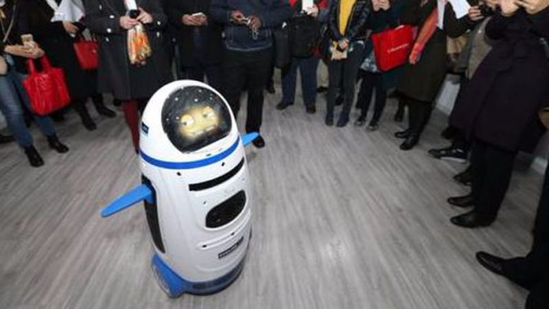 Robot Lucu Ini ‘Mengamuk’ di Pameran, Ciderai Seorang Pengunjung