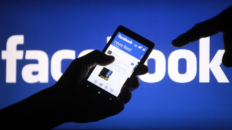 Menkominfo: Facebook Wajib Mengadopsi KBLI Baru