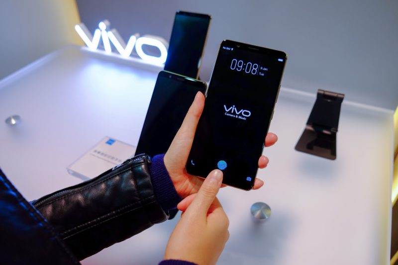 Vivo ‘Mejeng’ di CES 2018 Pamerkan In-Display Fingerprint Pertama di Dunia