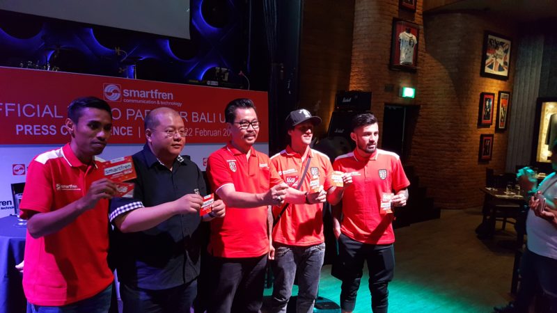 Smartfren Promosi Sekalian Dukung Klub Sepakbola Bali United