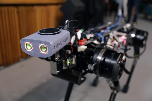 Robot Cheetah yang Bisa Lompat dan Naik Tangga