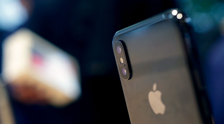 Apple Duetkan Touch ID dan Face ID di iPhone Terbaru?