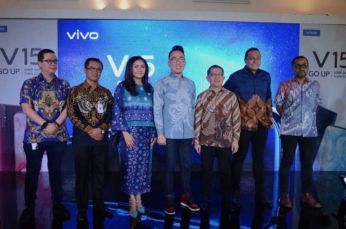 Peluncuran Vivo V15 Digelar di Taman Air Mancur Sri Baduga