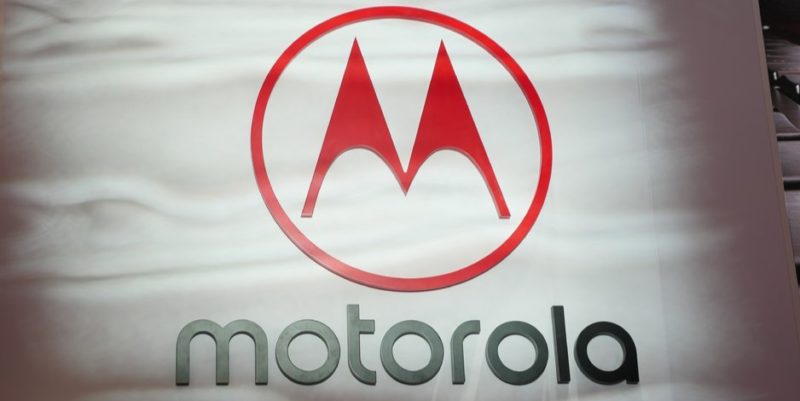 Ponsel Baru Motorola Bakal Tampil Tanpa Bezel