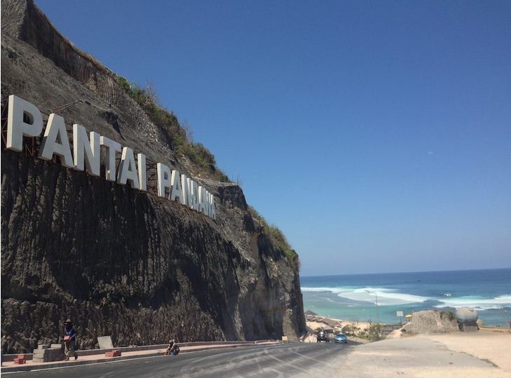 Smartfren 4G LTE Kini Hadir Di Pantai Pandawa Bali