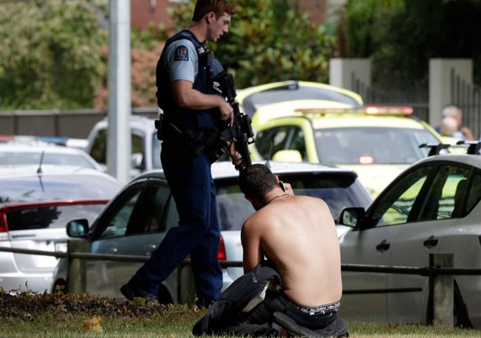 Facebook & YouTube Hapus Video Penembakan Masjid Selandia Baru