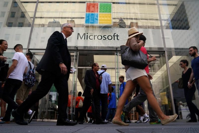 April Mop “Haram” untuk Karyawan Microsoft