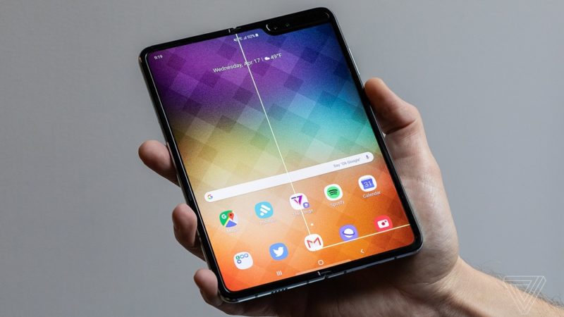 Waduh, Layar Samsung Galaxy Fold “Gampang Rusak”?