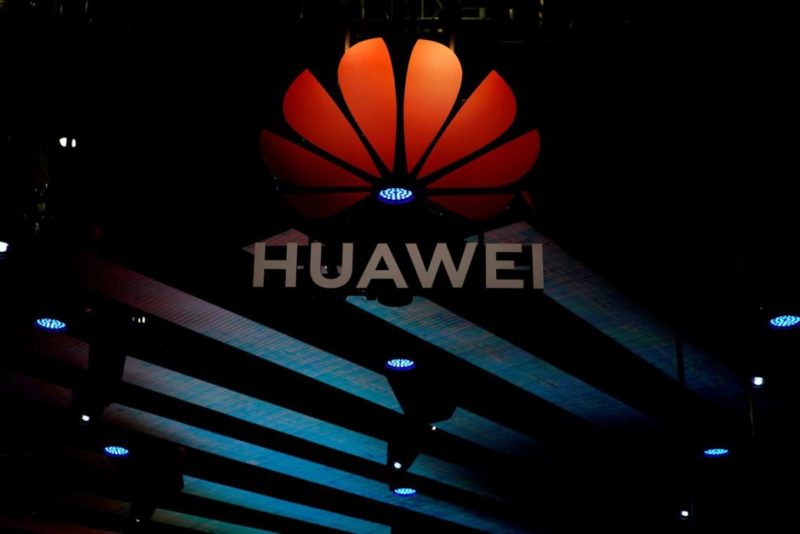 China Danai Huawei untuk Kepentingan Spionase?