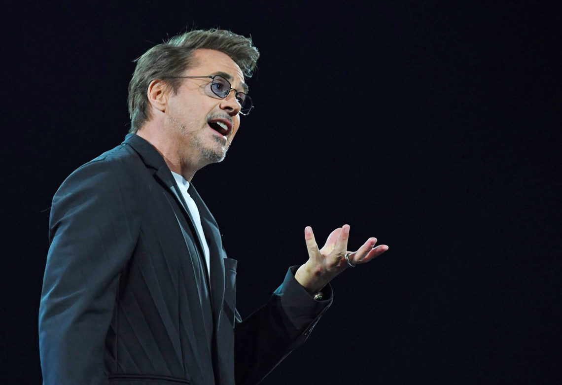 Salut, Iron Man Ajak Warga Bumi Atasi Polusi Dunia