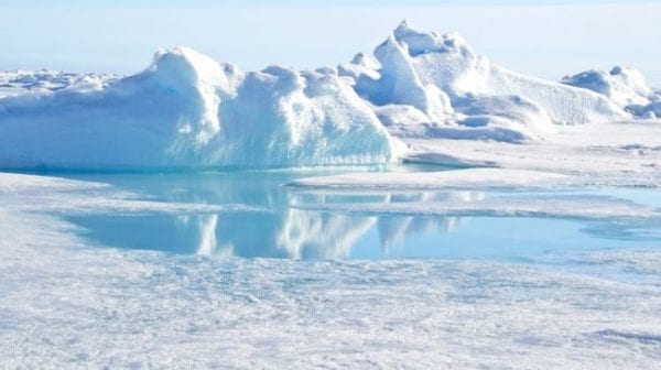 Duh! Peneliti Temukan Sampah Plastik di Kutub Utara