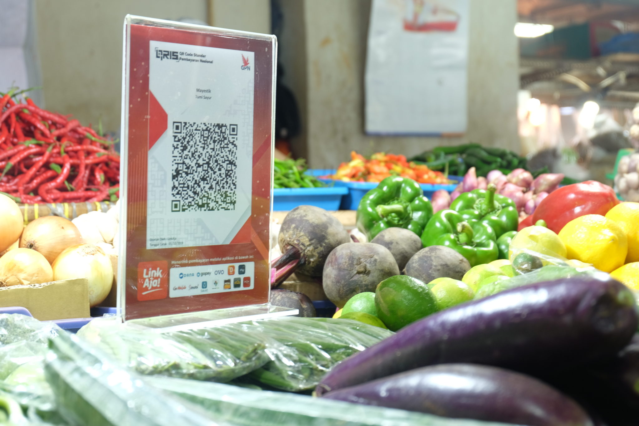 LinkAja ‘Blusukan’ Ke Pasar Mayestik Implementasikan QRIS