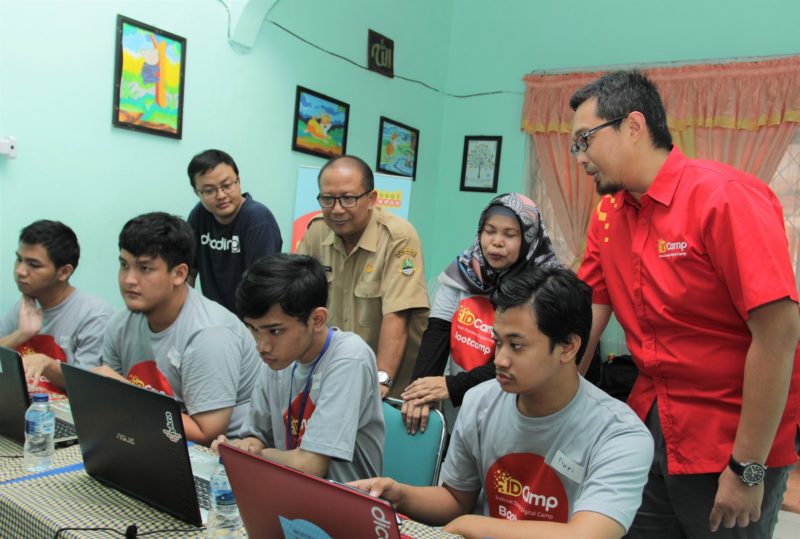 Biar Tambah Jago Coding, Indosat Beri Pendampingan Pada Para Disabilitas