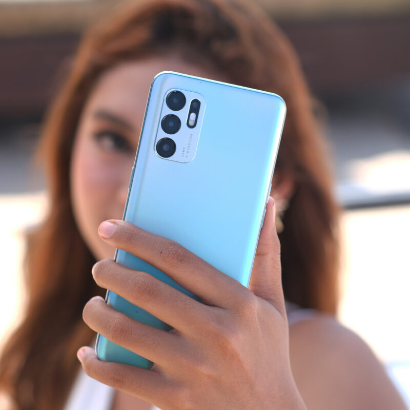 6 Kemampuan Oppo Reno6 Yang Gahar Buat Main Game