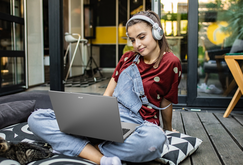 Acer Swift AI