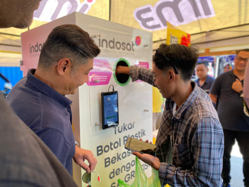 Indosat Lanjutkan Inisiatif Sampah Jadi Pulsa
