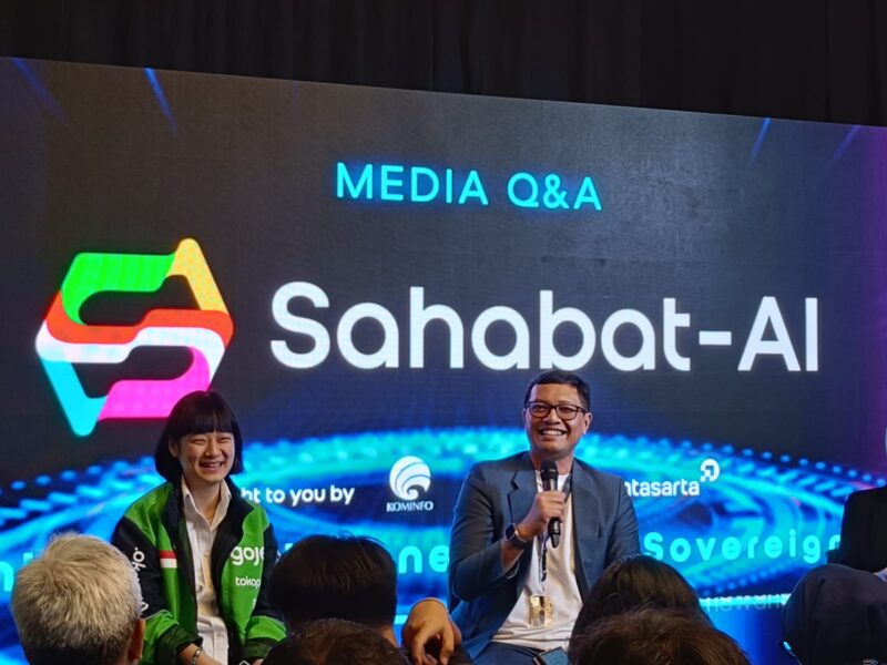 Indosat dan GoTo Kembangkan Sahabat AI, Ini Uniknya!