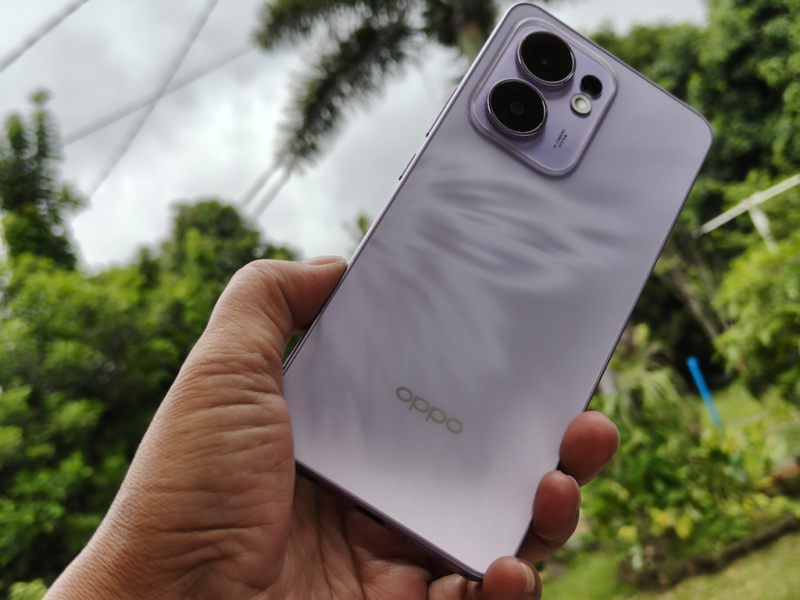 Review Oppo Reno13 F 5G: Punya Fitur Underwater Mode