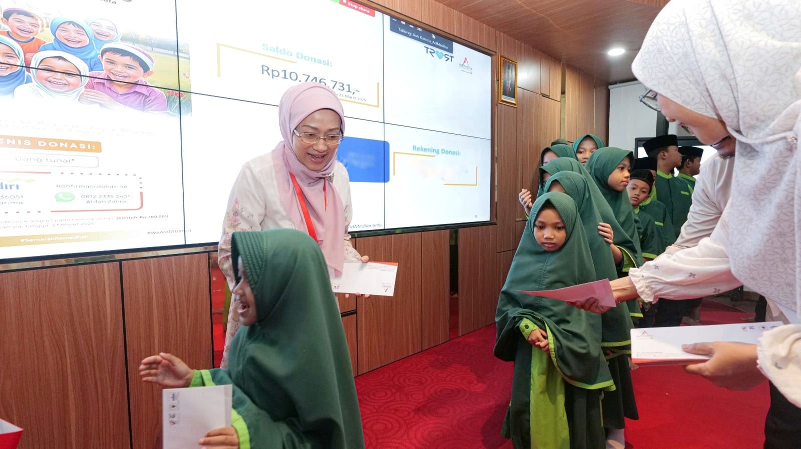 Kegiatan santunan anak yatim oleh AdMedika dalam Semarak Ramadan 2025