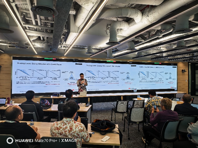 Content image for article: Huawei Cloud Pacu Transformasi AI di Indonesia dengan Solusi Full-Stack