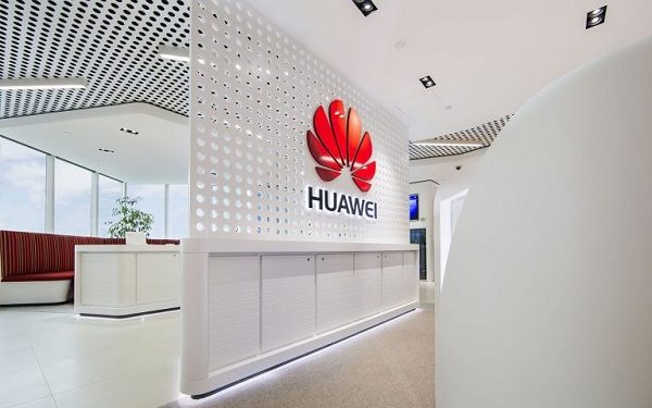 Huawei IP Club 2025: Jaringan Cerdas Berbasis AI untuk Transformasi Digital Indonesia