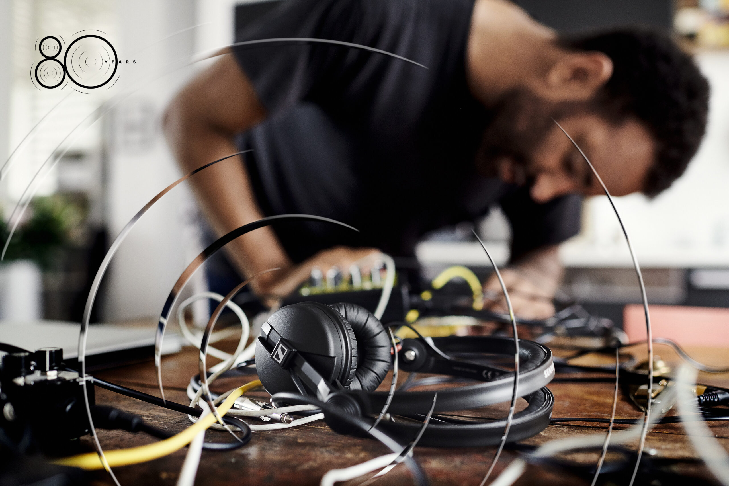Content image for article: Sennheiser Rayakan 80 Tahun dengan Inovasi dan Produk Spesial