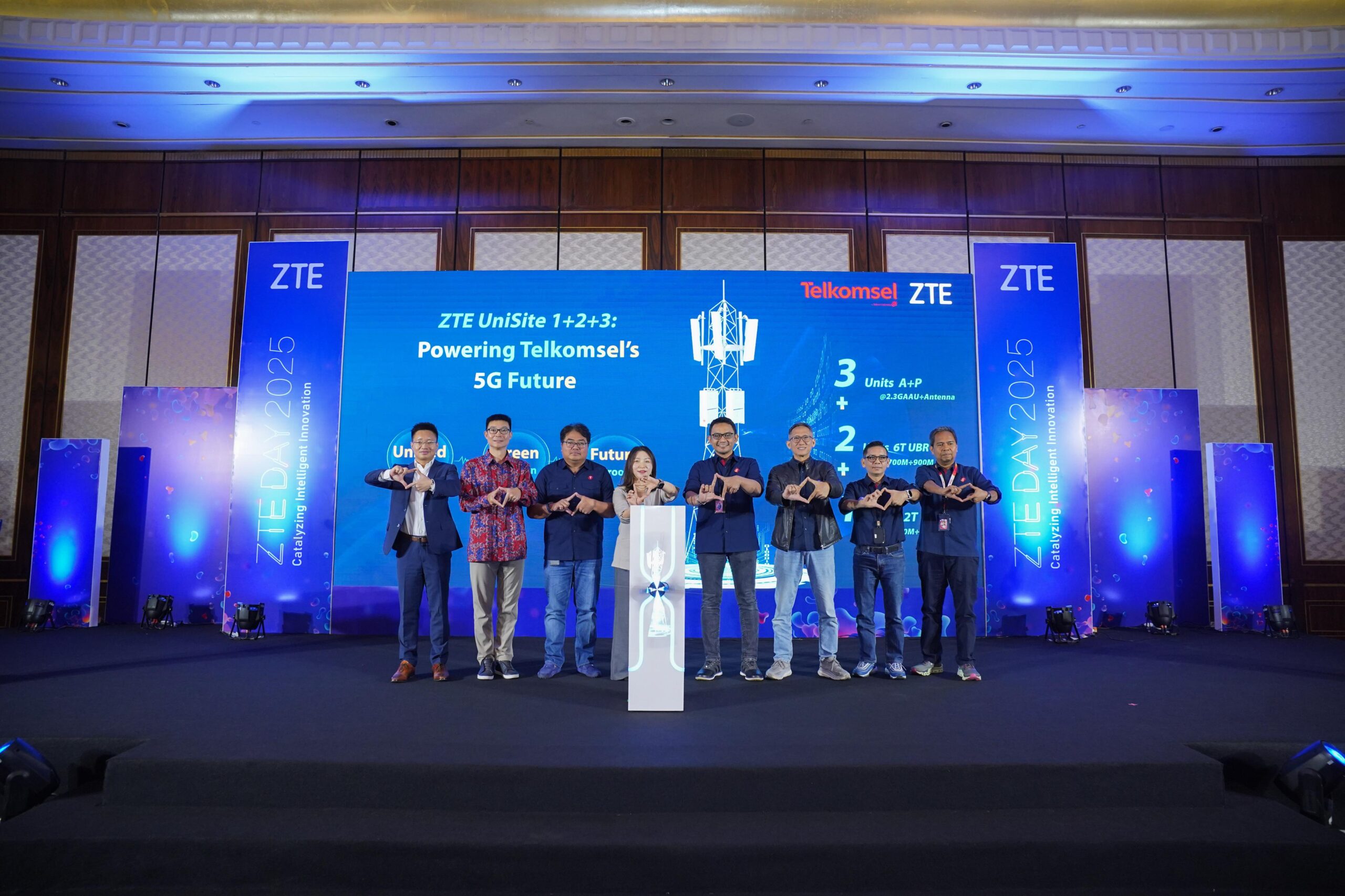Content image for article: ZTE dan Telkomsel Luncurkan Solusi 5G UniSite 1+2+3 di Indonesia