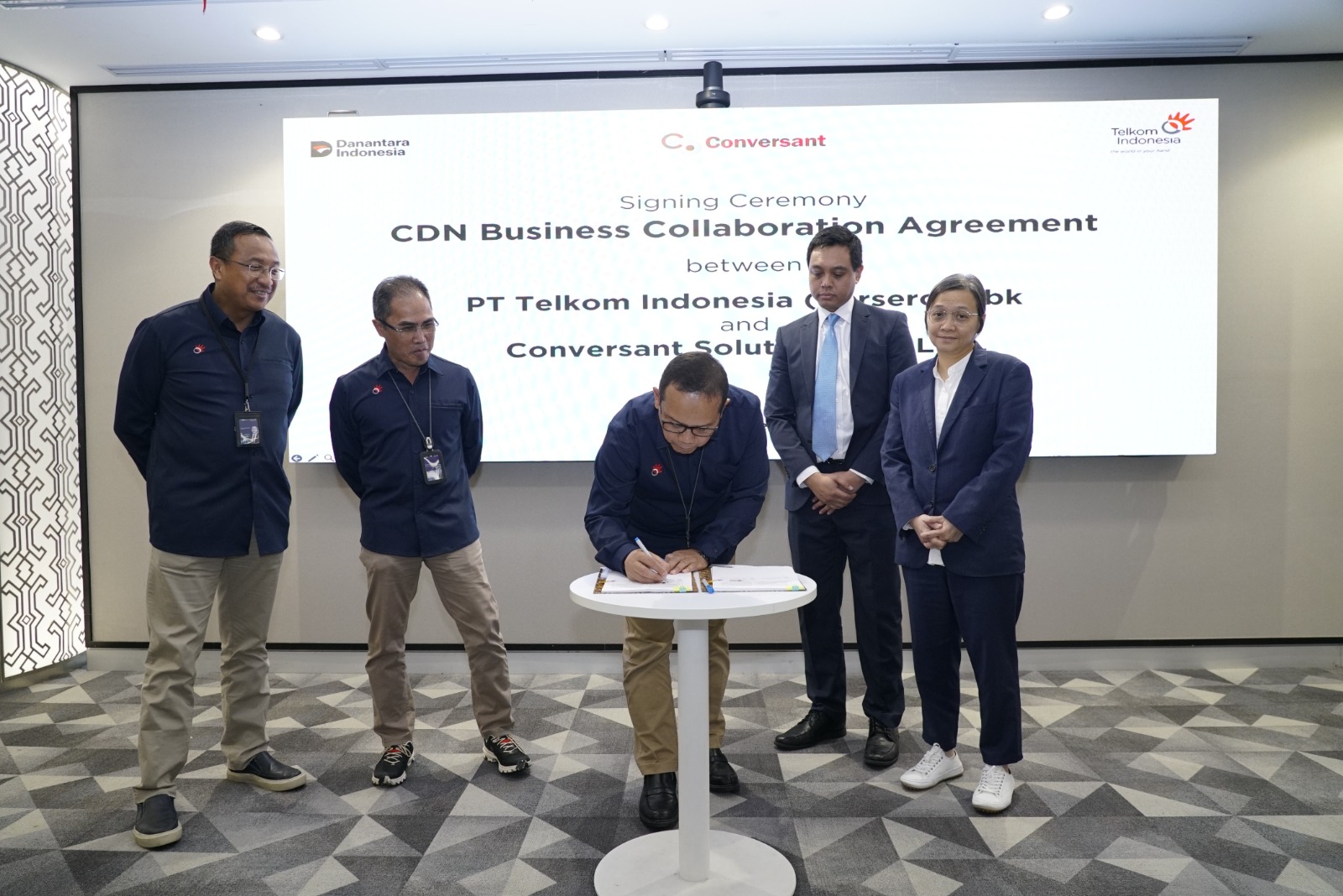 Content image for article: Telkom dan Conversant Luncurkan Layanan CDN as a Service untuk Perusahaan