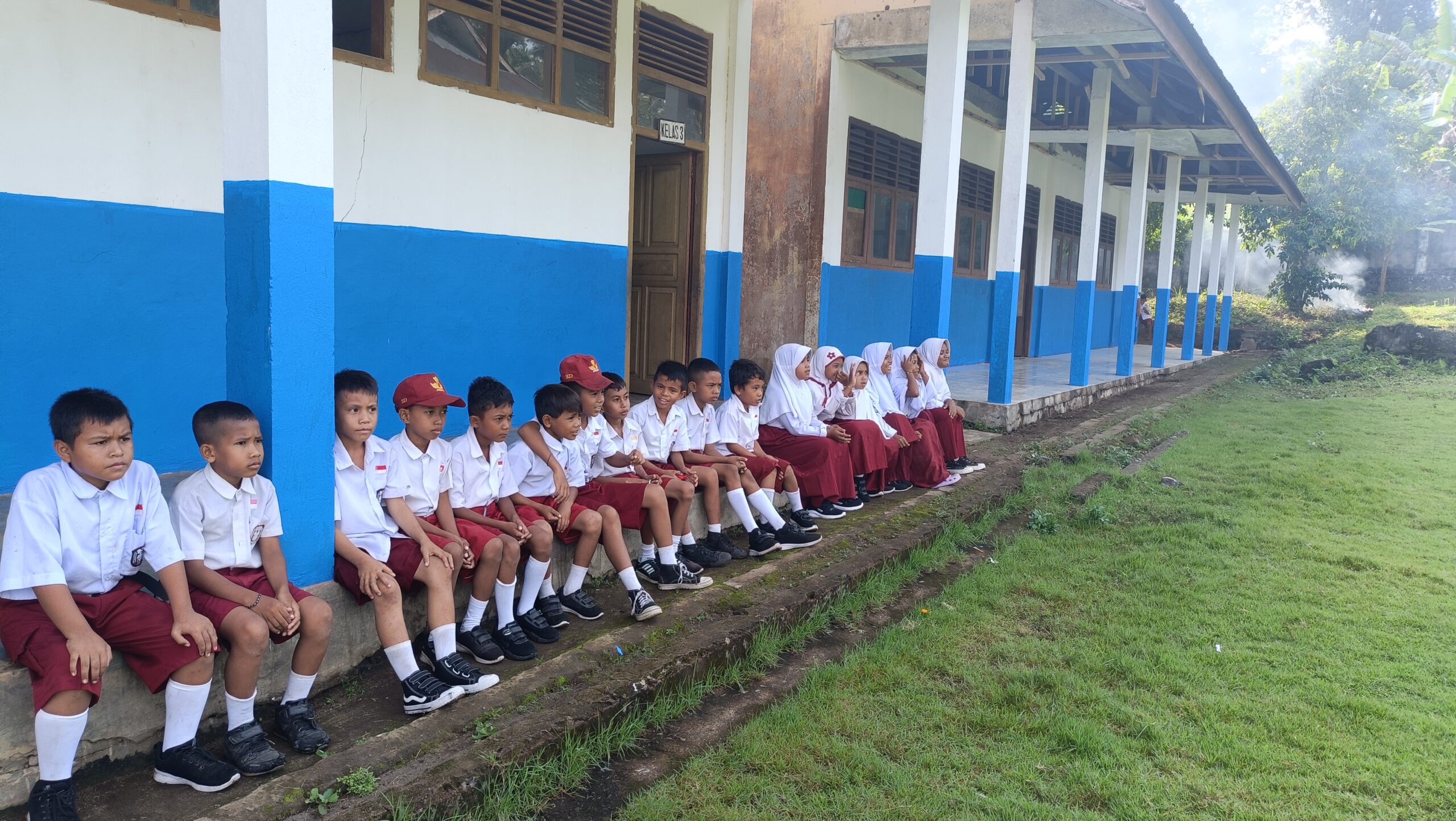 Content image for article: Layanan Internet BAKTI Komdigi di Jailolo Bantu SD Inpres 9 Halmahera Barat