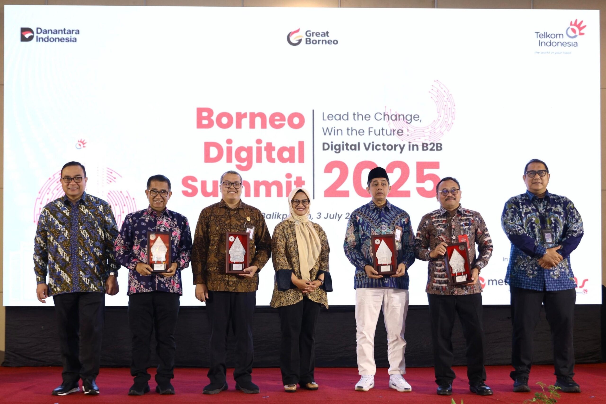 Content image for article: Telkom Gelar Borneo Digital Summit 2025 untuk Percepat Digitalisasi Pemerintah Daerah