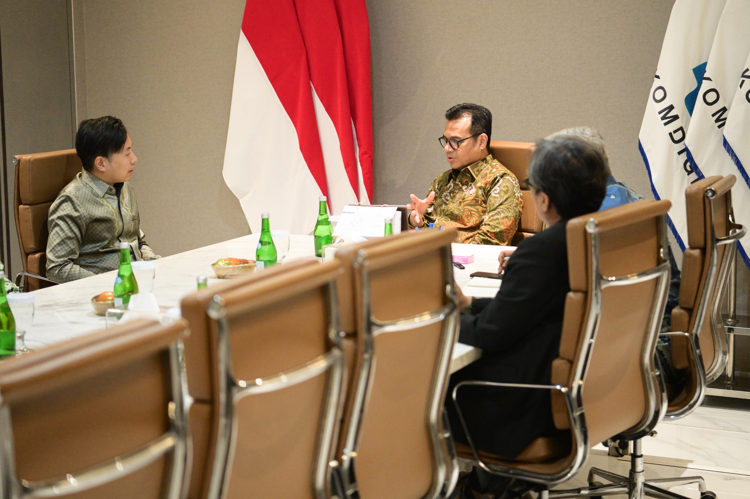 Content image for article: Pemerintah Siapkan Perpres untuk Atur Tata Kelola AI