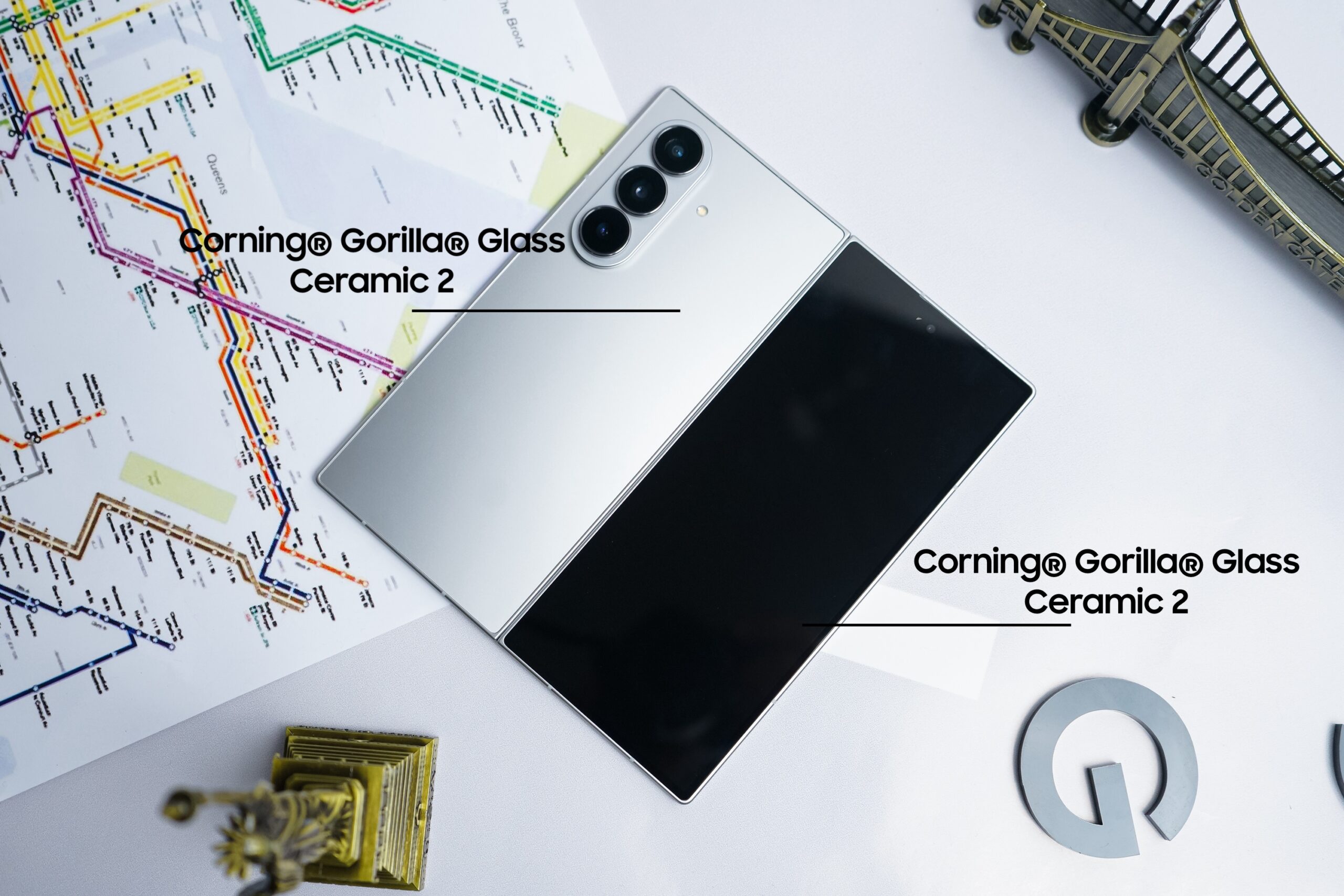 Content image for article: Samsung Galaxy Z Fold7 dan Z Flip7 Resmi Jadi HP Lipat Paling Tangguh