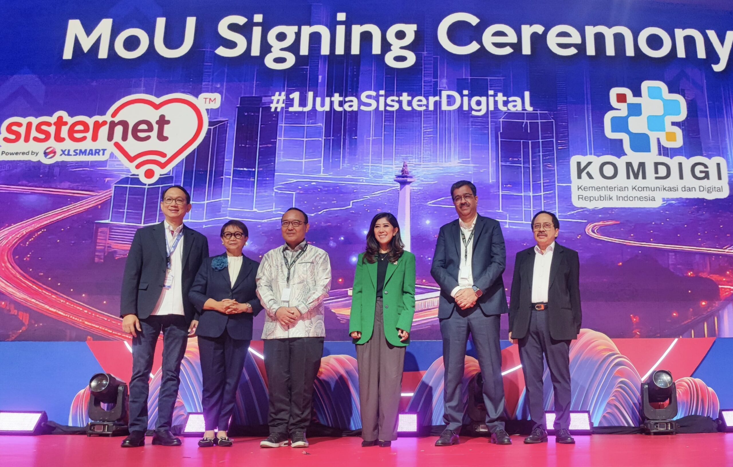 XLSMART dan Komdigi Luncurkan #1JutaSisterDigital untuk Perempuan