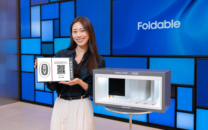 Samsung Galaxy Z Fold7, Tahan 500 Ribu Kali Lipatan