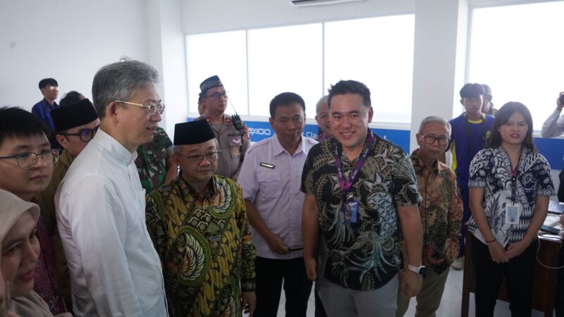 Axioo Donasikan Smart Classroom 5.0 untuk 100 SMK
