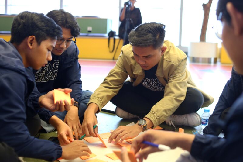 Telkom Latih Generasi Muda di Bidang AI & Cybersecurity