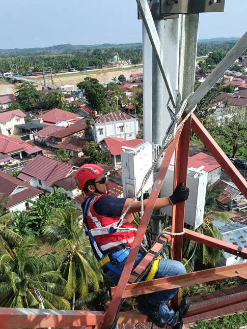 Content image for article: XLSMART Perkuat Jaringan dan Donasi Kuota untuk Sukseskan Festival Pacu Jalur 2025