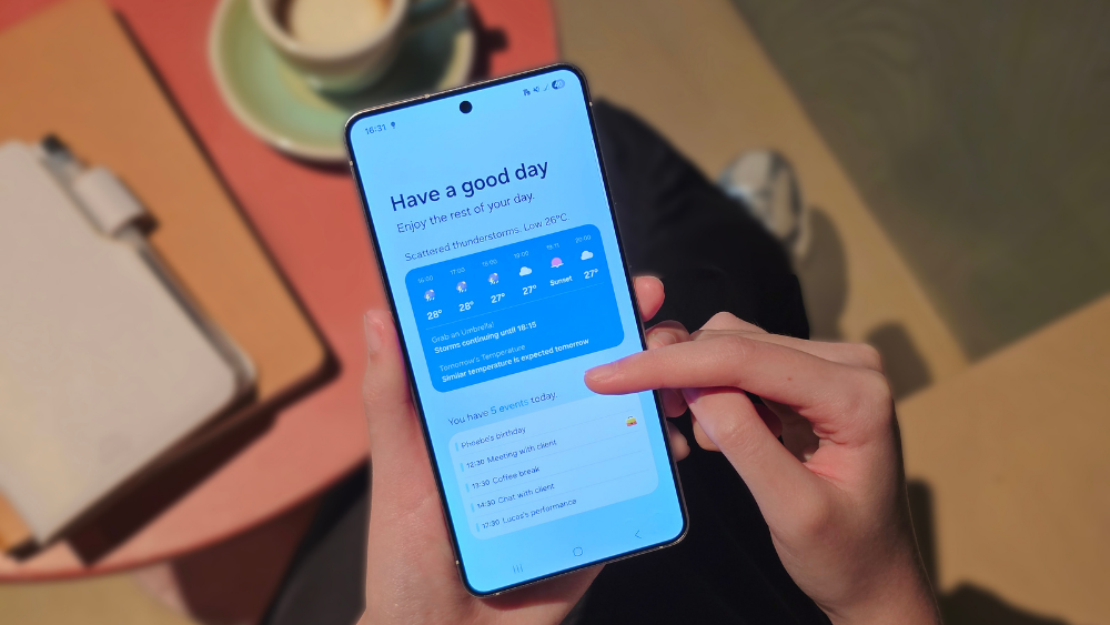 Content image for article: Galaxy S25 Edge: Smartphone Ultra-Ramping dengan Kamera 200MP dan Galaxy AI