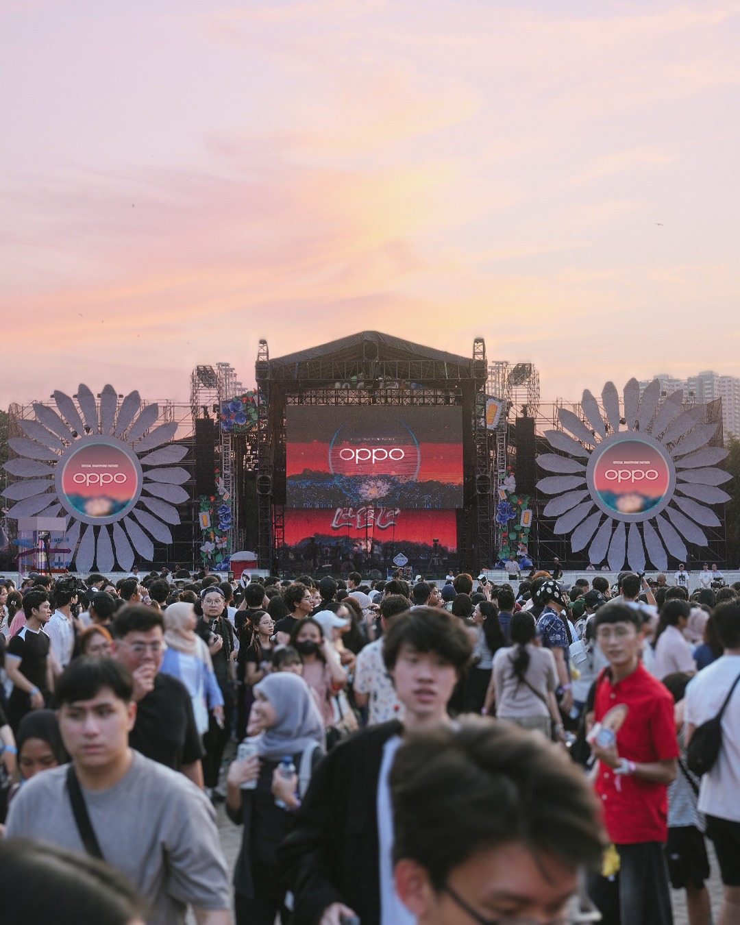 Content image for article: OPPO Reno14 Series Jadi Andalan Anak Muda di LaLaLa Festival 2025