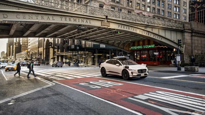 Waymo Dapat Izin Uji Coba Mobil Otonom di New York City