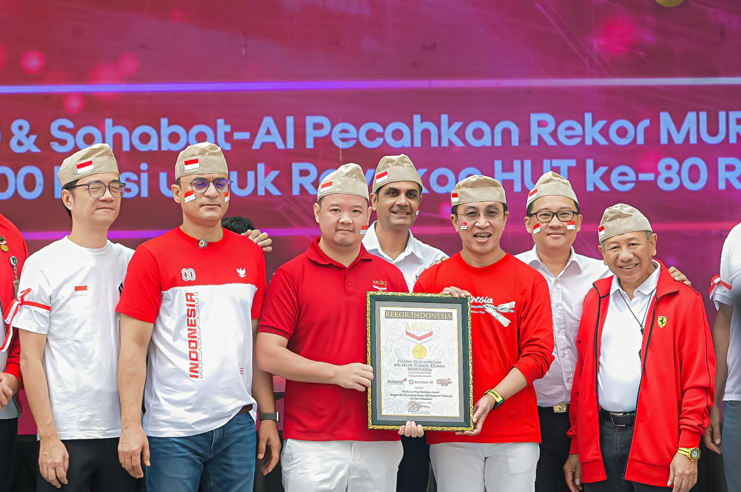 Content image for article: Sahabat-AI Pecahkan Rekor MURI dengan 5.000 Puisi untuk HUT ke-80 RI