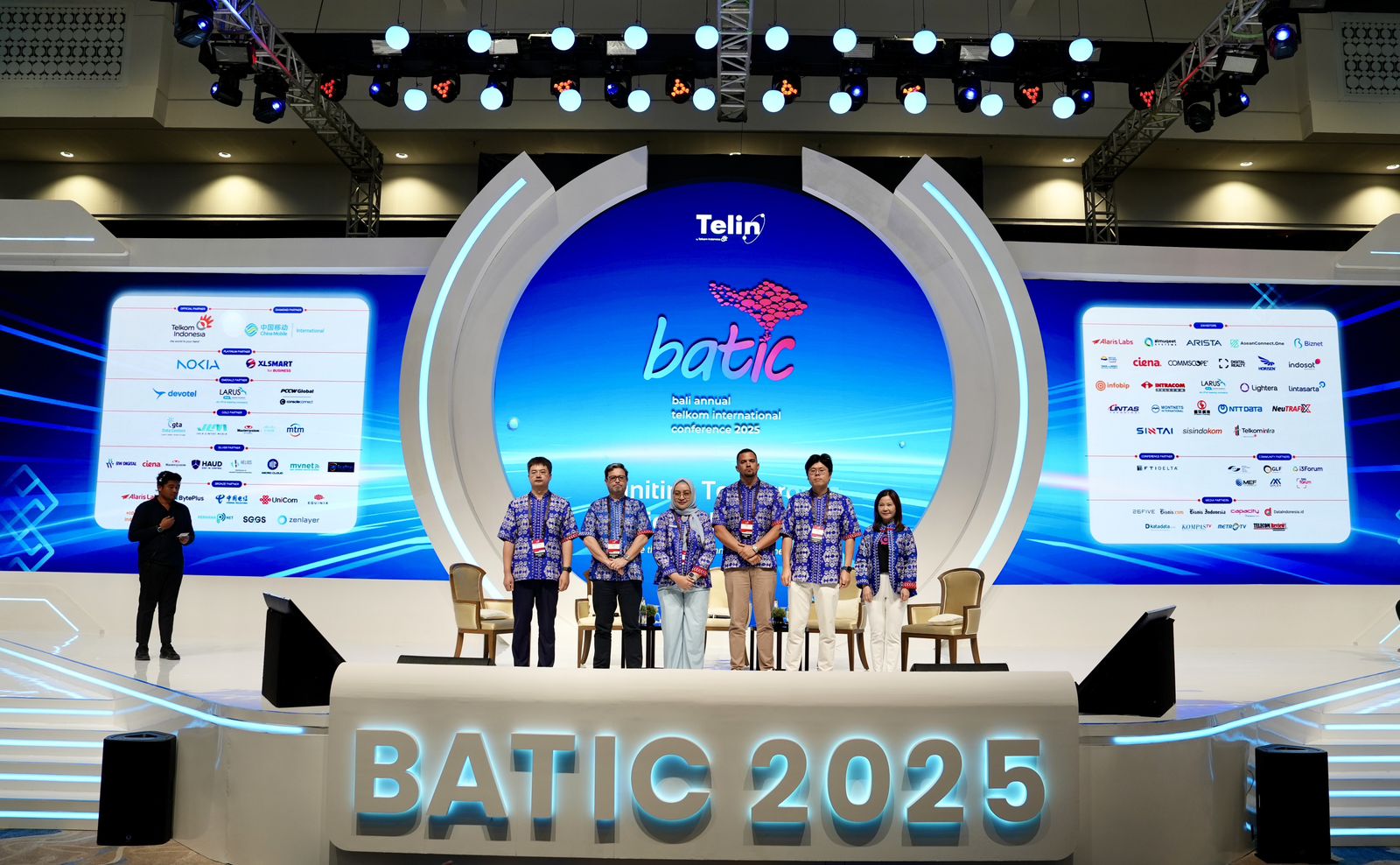 Content image for article: XLSMART Perkenalkan ESTA di BATIC 2025, Dukung Transformasi Digital
